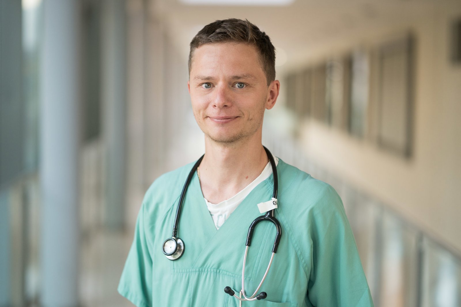Dr. med. Àrpád Horváth Dr. med. Àrpád Horváth