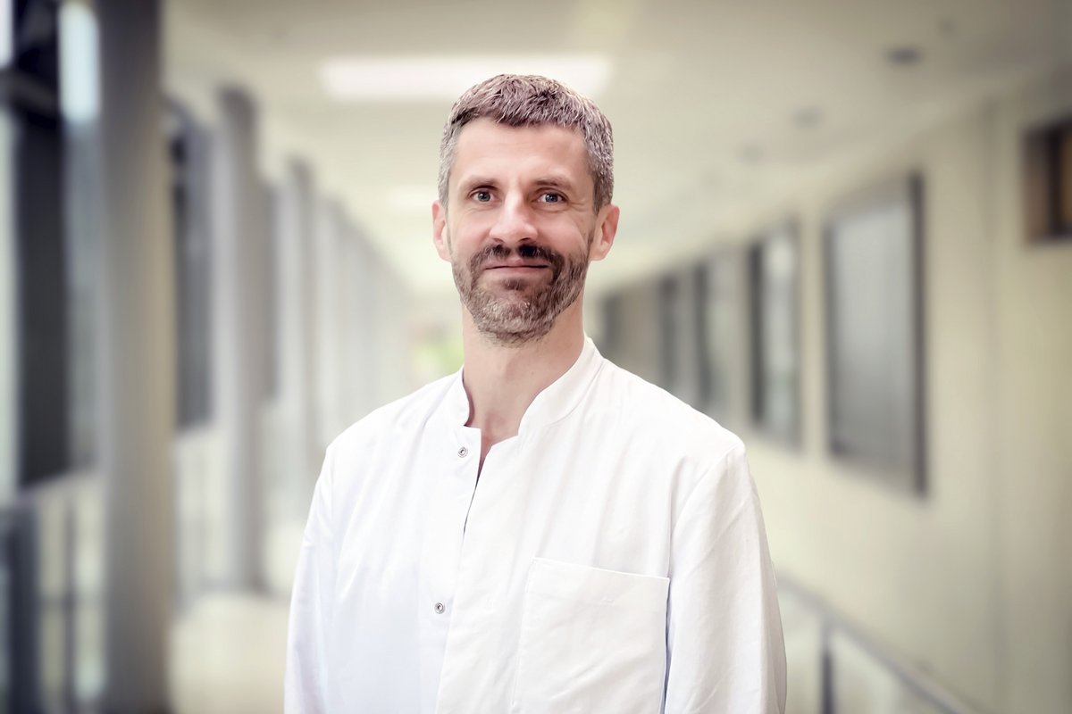 Oberarzt Dr. Philip Heß