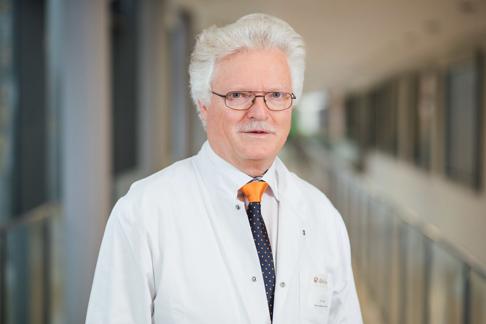 Chefarzt Dr. med. Roberto Kurzeja