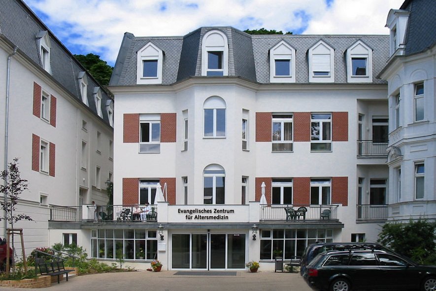Evangelisches Zentrum für Altersmedizin am Potsdamer Weinberg Evangelisches Zentrum für Altersmedizin am Potsdamer Weinberg